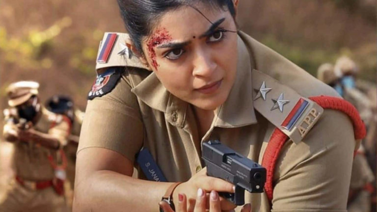 Dacoit Ek Prem Katha