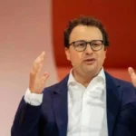 Nobel Prize-winning economist