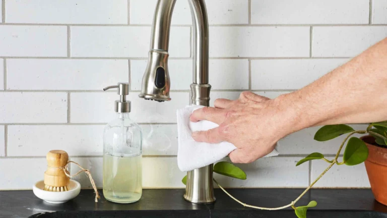 Remove Hard Water Stains with Vinegar and Dish Soap